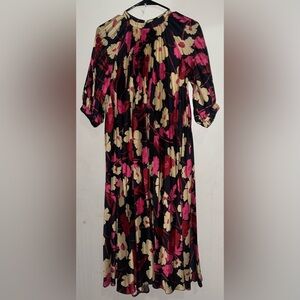 NWOT Christina Rohde Floral Pleated Oversize Boho Dress